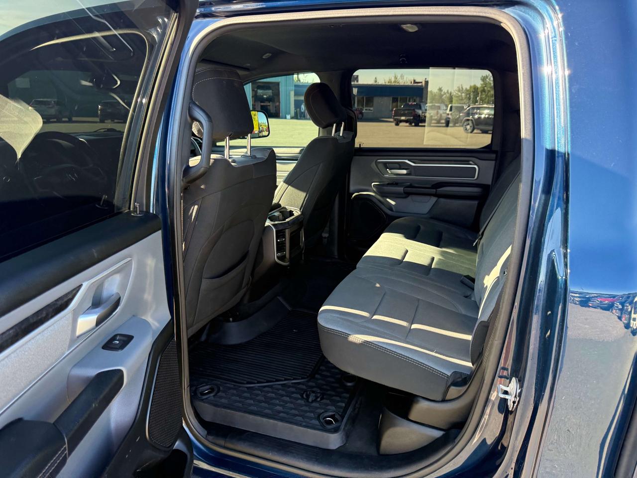 2022 RAM 1500 Big Horn - tow pkg - cruise control Photo
