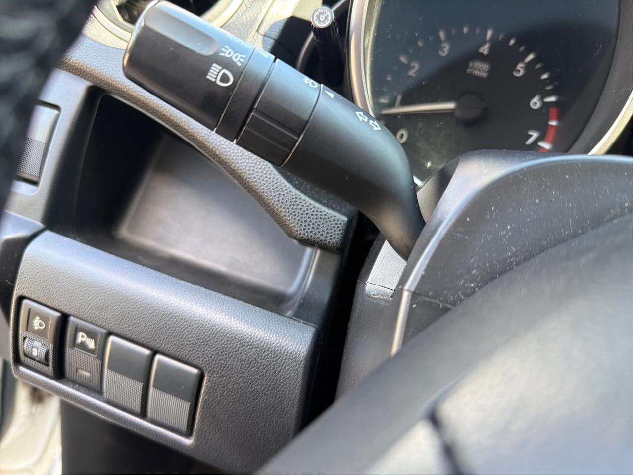 2015 Mazda MAZDA5 GT Photo