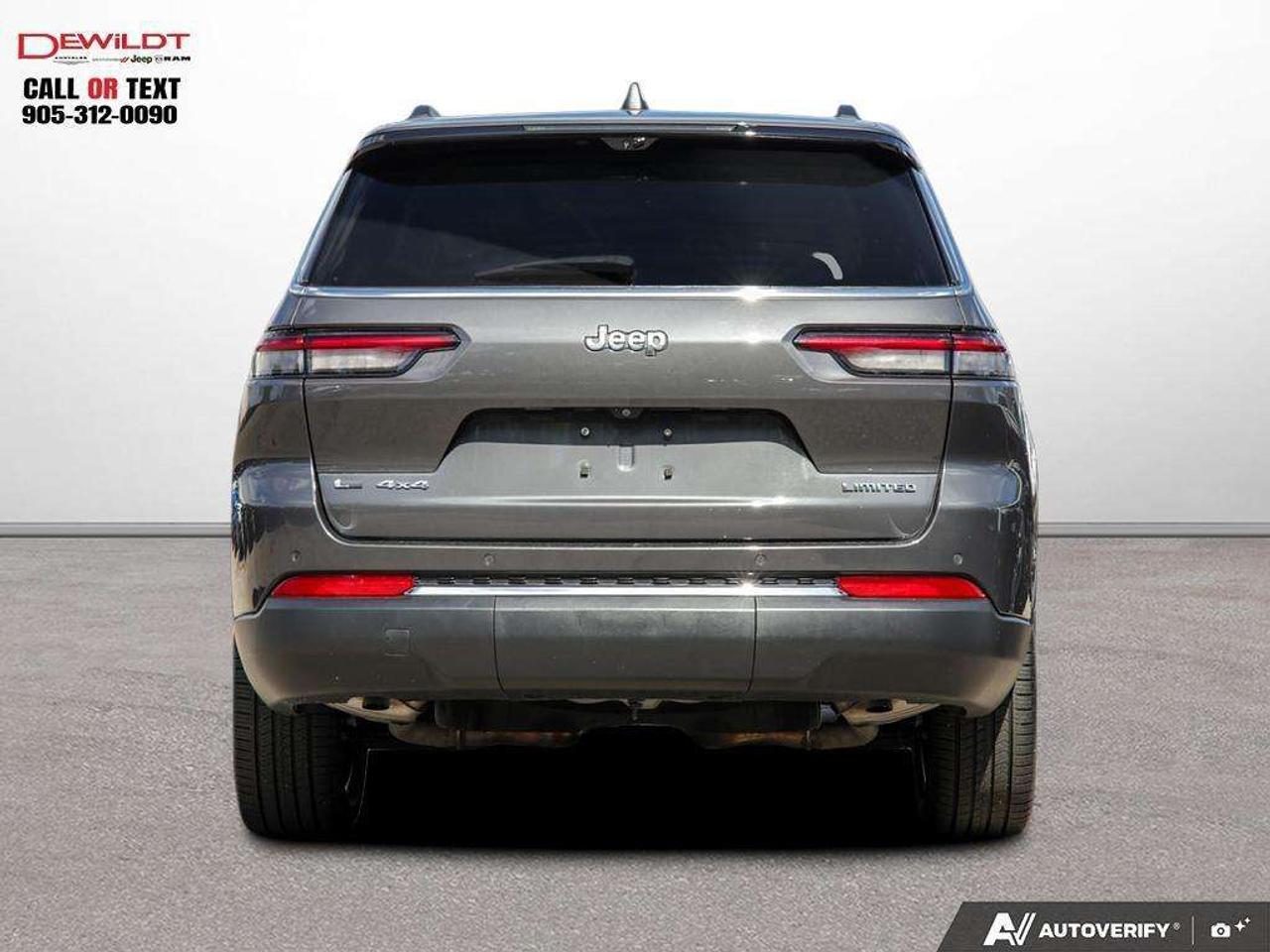 2022 Jeep Grand Cherokee LIMITED   LUXURY TECH GRP   PANO ROOF Photo