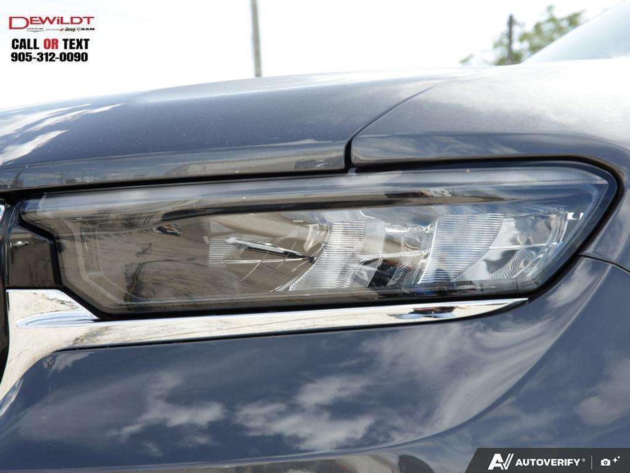 2022 Jeep Grand Cherokee LIMITED   LUXURY TECH GRP   PANO ROOF Photo