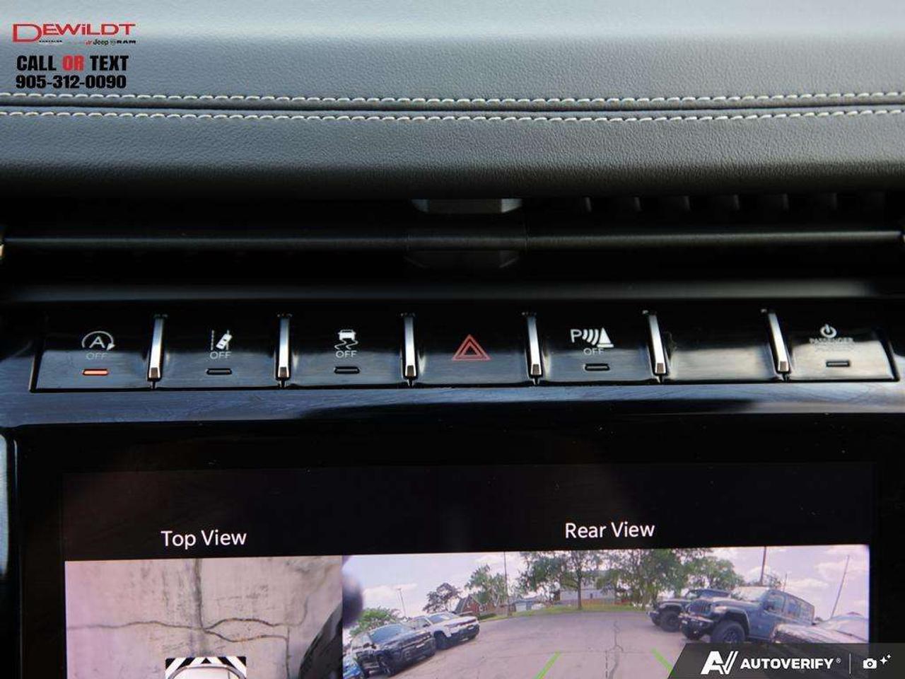 2022 Jeep Grand Cherokee LIMITED   LUXURY TECH GRP   PANO ROOF Photo