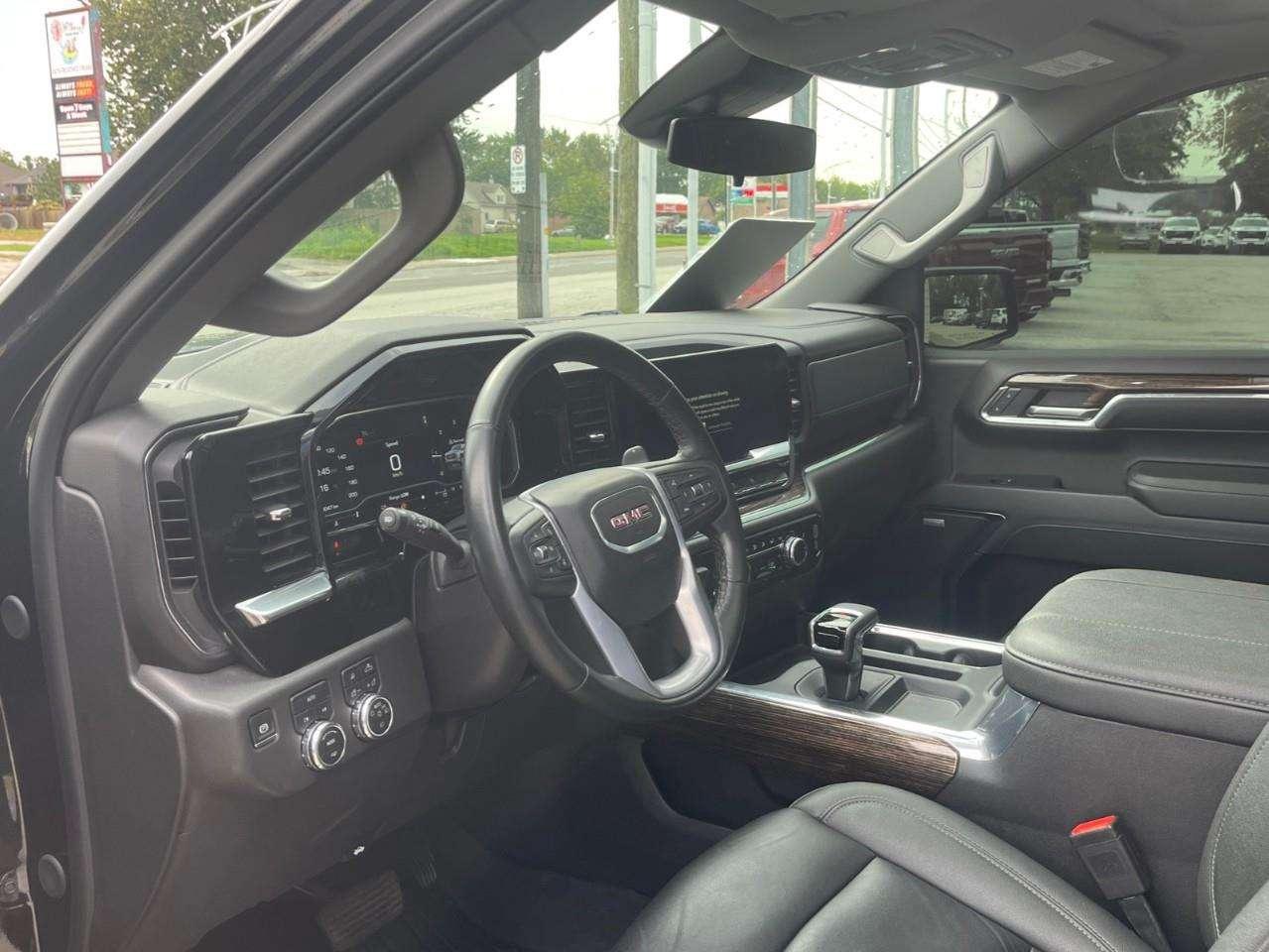 2024 GMC Sierra 1500 ELEVATION CPO RATES APPLY PREMIUM PKG Photo