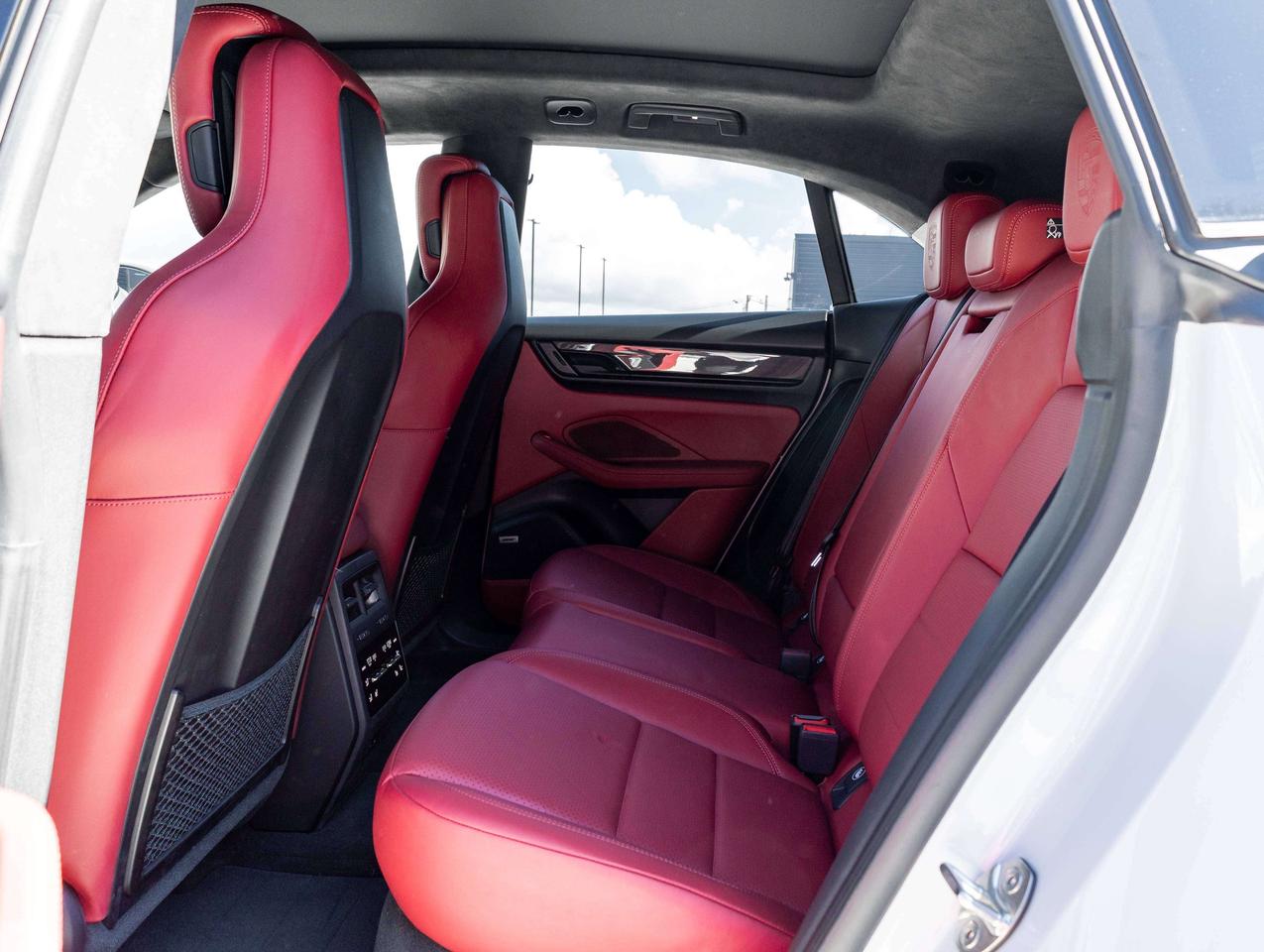 2024 Porsche Macan Electric Turbo   Incl. 2Yr Porsche Ext. Warranty Photo
