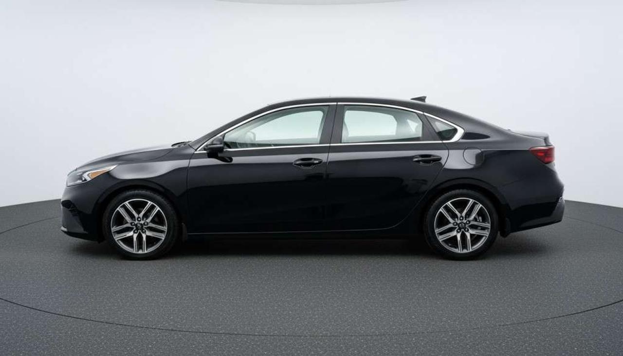 2023 Kia Forte EX + SUNROOF LEATHER SEATS NAVIGATION Photo
