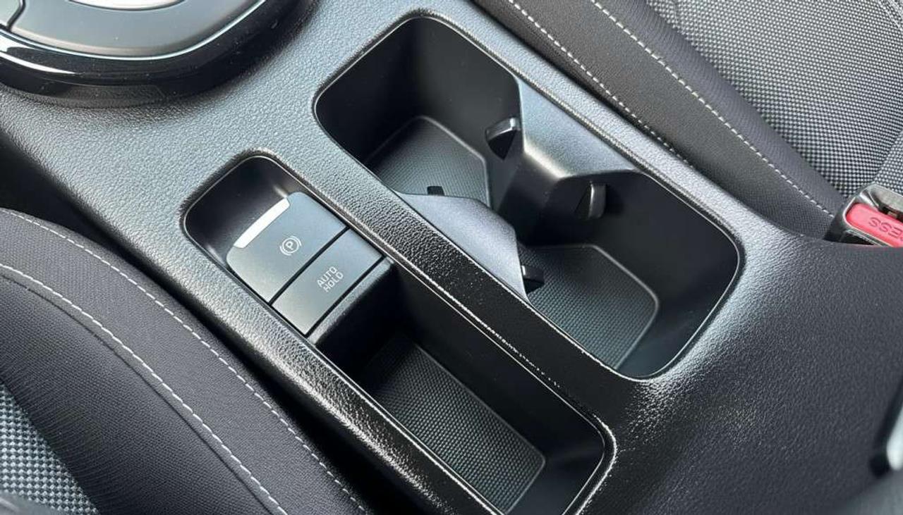2023 Kia Forte EX + SUNROOF LEATHER SEATS NAVIGATION Photo