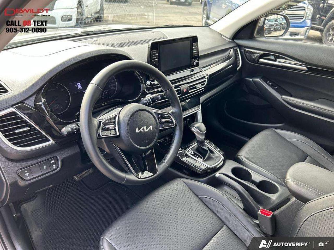 2023 Kia Seltos EX   LEATHER   POWER SUNROOF Photo