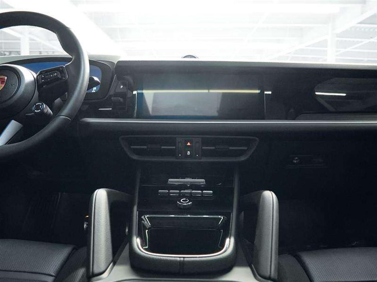 2025 Porsche Cayenne S e-Hybrid Coupe AWD Photo