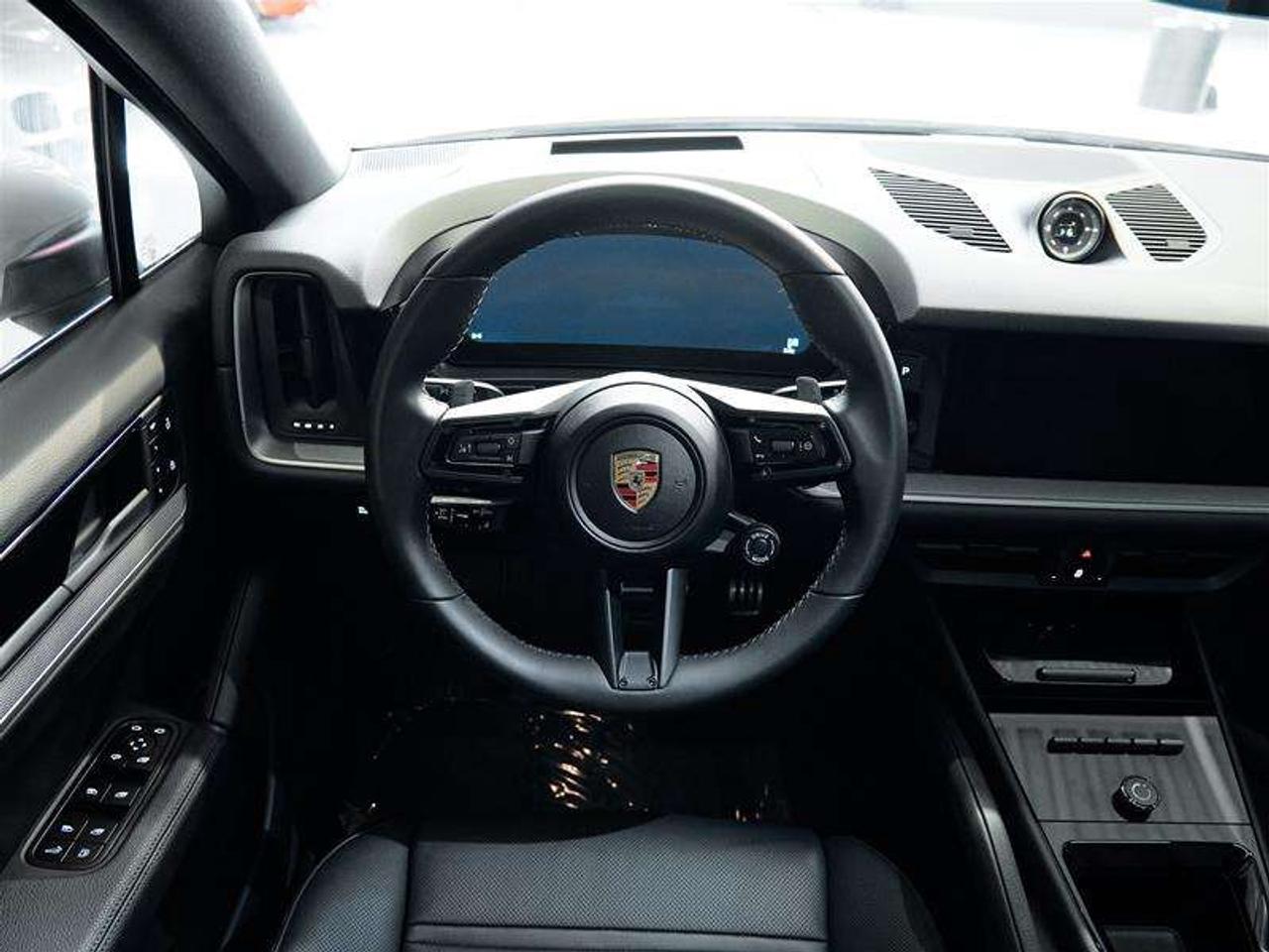 2025 Porsche Cayenne S e-Hybrid Coupe AWD Photo