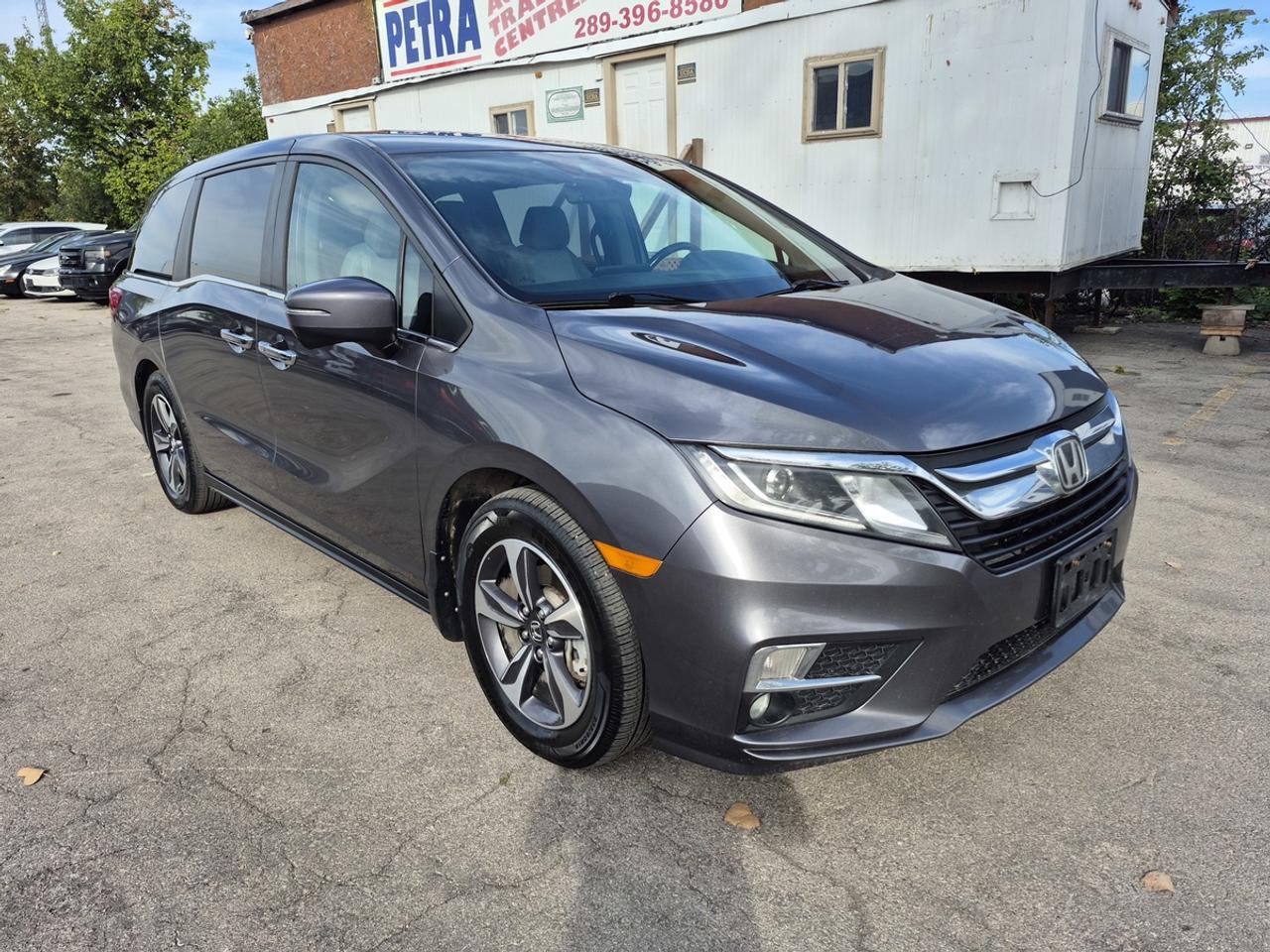 2019 Honda Odyssey EX-L WITH RES Photo2