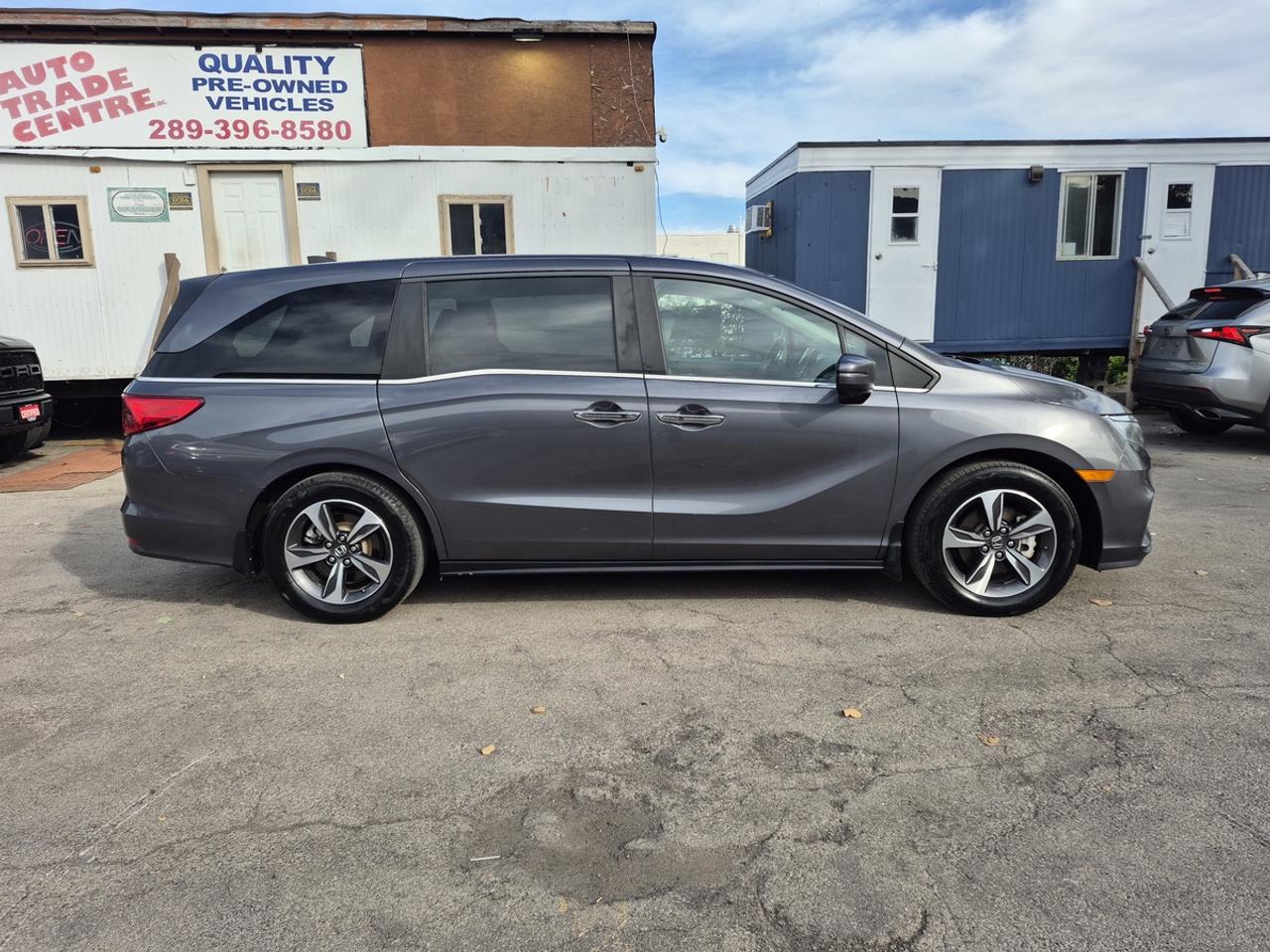 2019 Honda Odyssey EX-L WITH RES Photo3