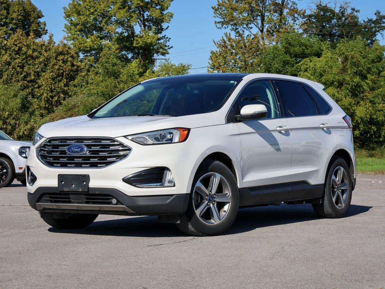 2020 Ford Edge SEL Photo0