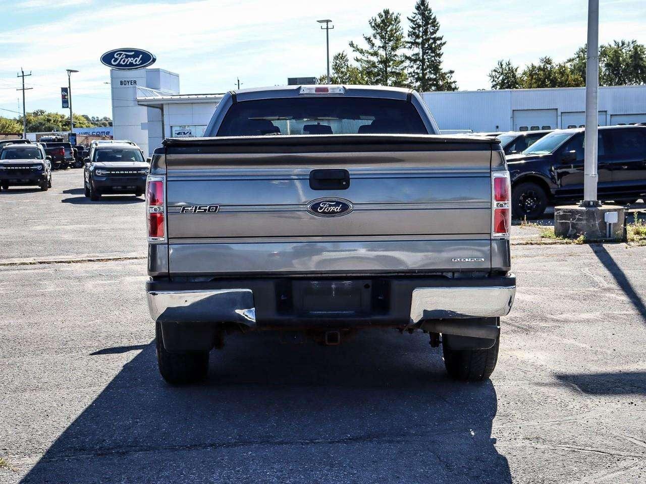 2014 Ford F-150 XLT Photo