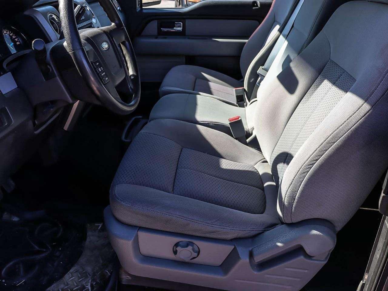 2014 Ford F-150 XLT Photo