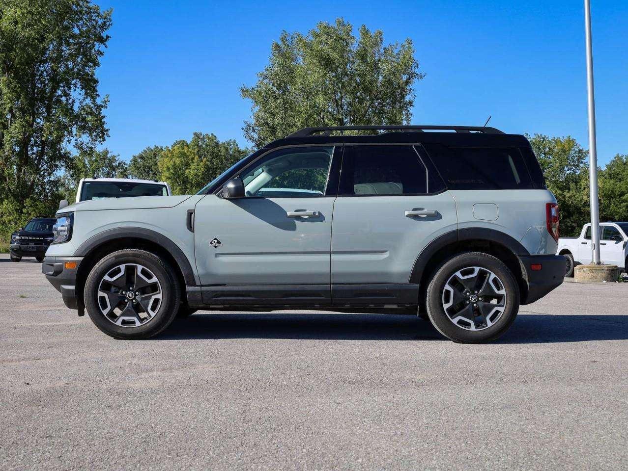 2023 Ford Bronco Sport Outer Banks Photo4