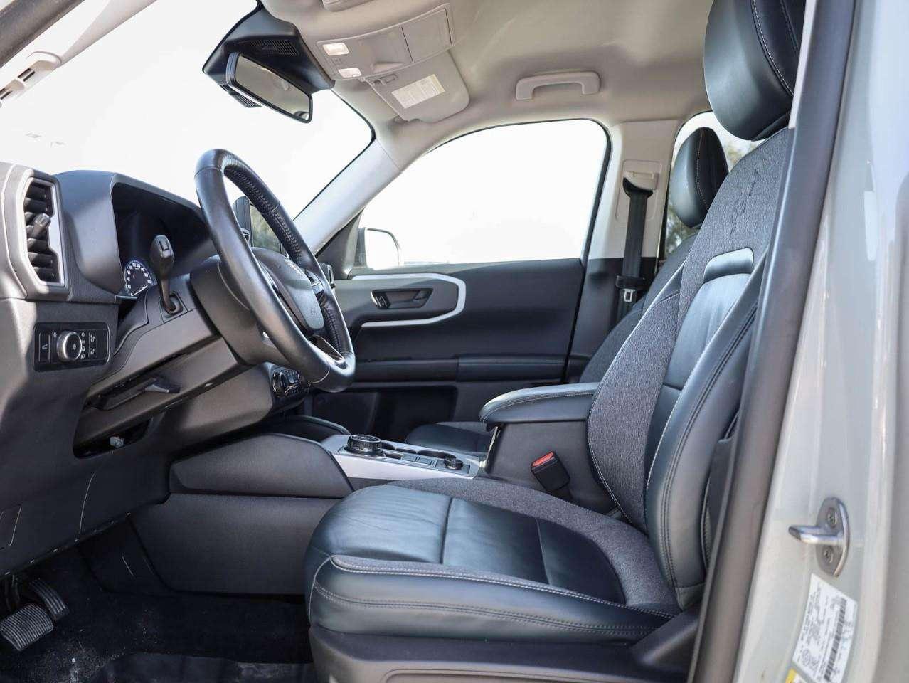 2023 Ford Bronco Sport Outer Banks Photo