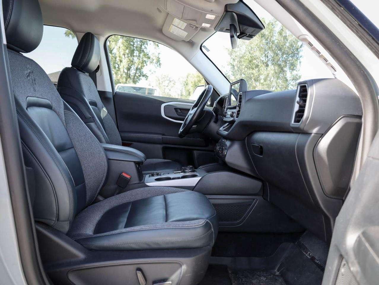 2023 Ford Bronco Sport Outer Banks Photo
