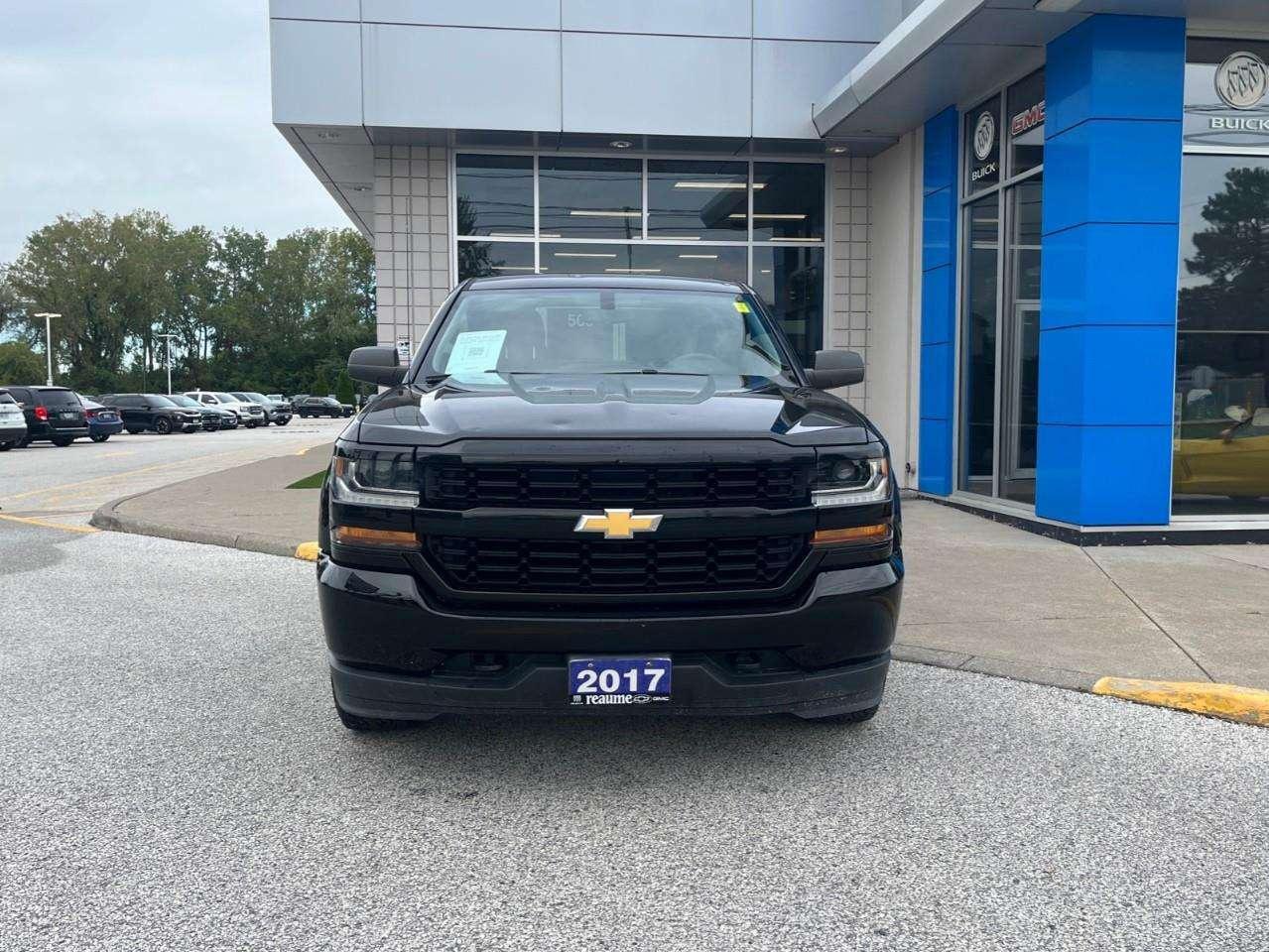 2017 Chevrolet Silverado 1500 Custom LOW KM LOCAL TRADE Photo5