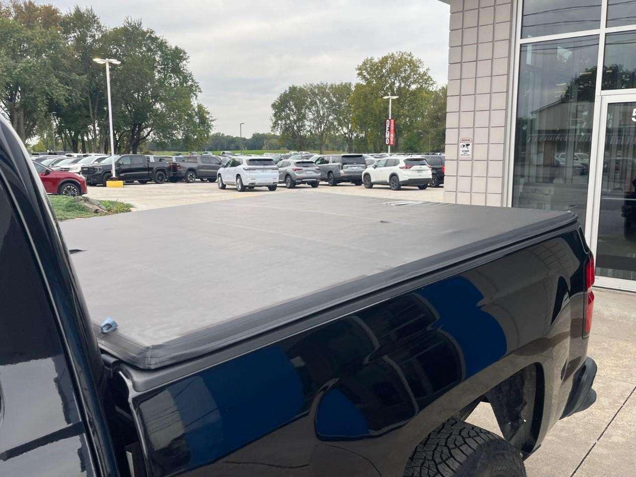 2017 Chevrolet Silverado 1500 Custom LOW KM LOCAL TRADE Photo