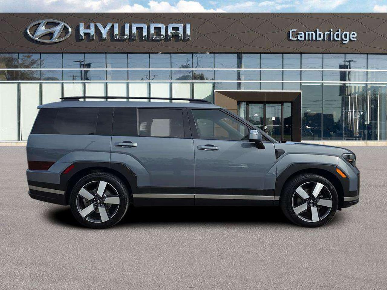 2025 Hyundai Santa Fe Preferred Trend   NO ACCIDENTS LEATHER 6.8L/100KM Photo