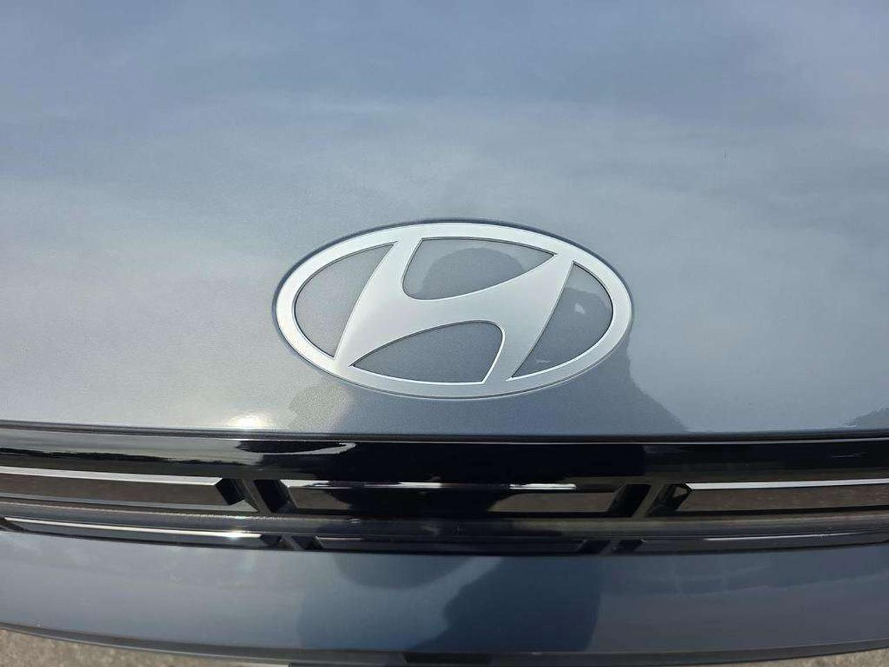 2025 Hyundai Santa Fe Preferred Trend   NO ACCIDENTS LEATHER 6.8L/100KM Photo