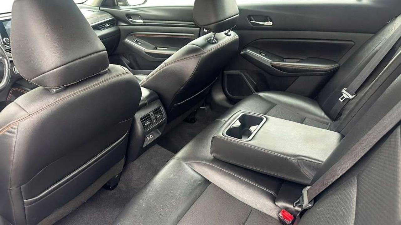 2021 Nissan Altima 2.5 SR AWD SUNROOF REMOTE STARTER Photo