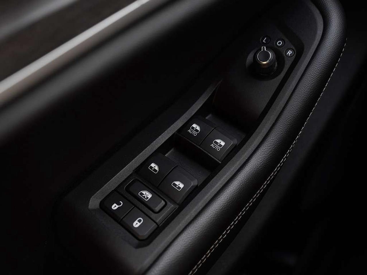 2023 Jeep Grand Cherokee Limited Adaptive Cruise Control Apple CarPlay Leather Seats. Photo