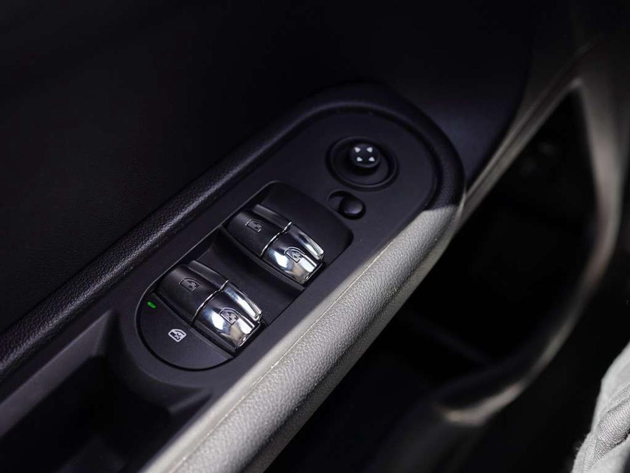 2021 MINI Cooper Countryman AWD Sunroof GPS Photo