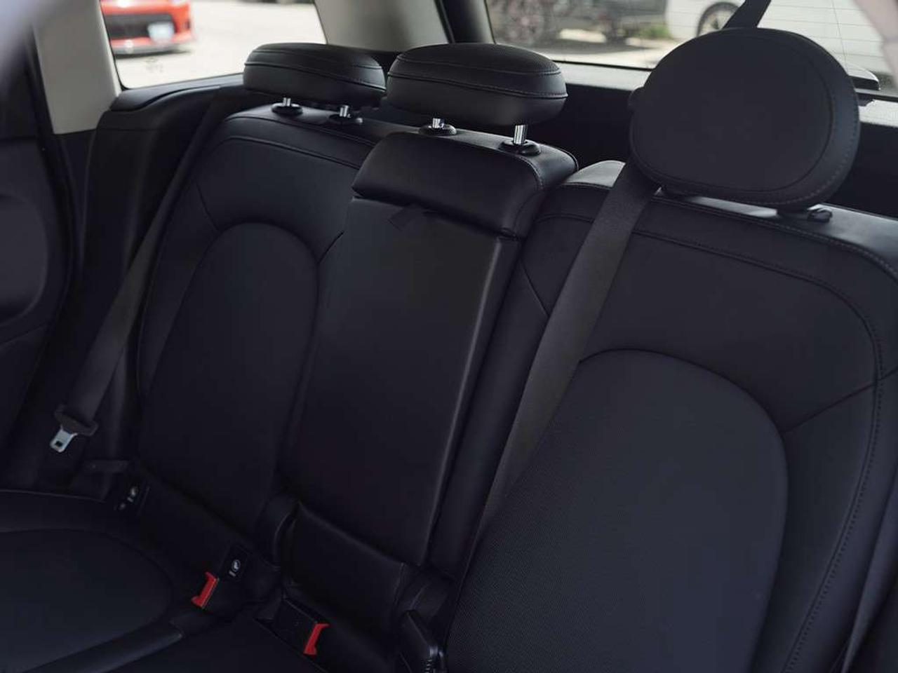 2021 MINI Cooper Countryman AWD Sunroof GPS Photo