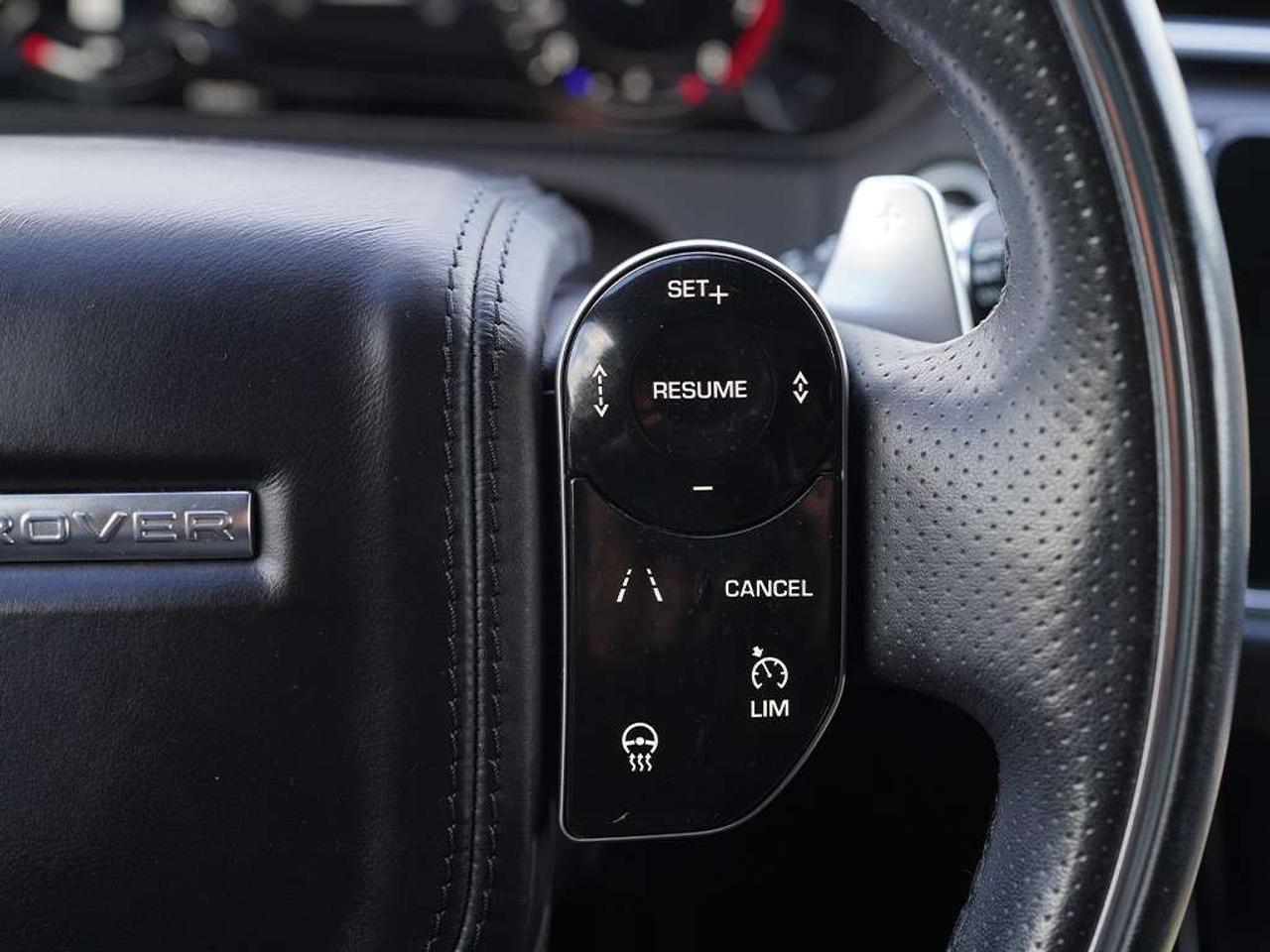 2019 Land Rover Range Rover Velar P380 R-Dynamic HSE Heads up Display Massage seats. Photo