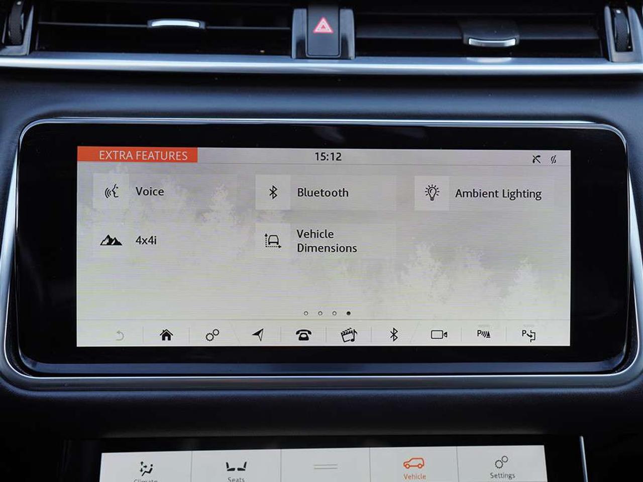 2019 Land Rover Range Rover Velar P380 R-Dynamic HSE Heads up Display Massage seats. Photo