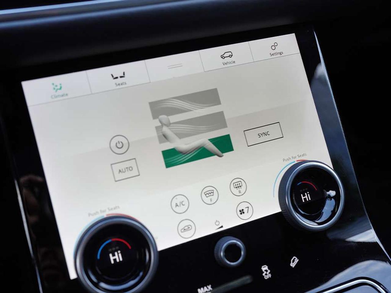 2019 Land Rover Range Rover Velar P380 R-Dynamic HSE Heads up Display Massage seats. Photo