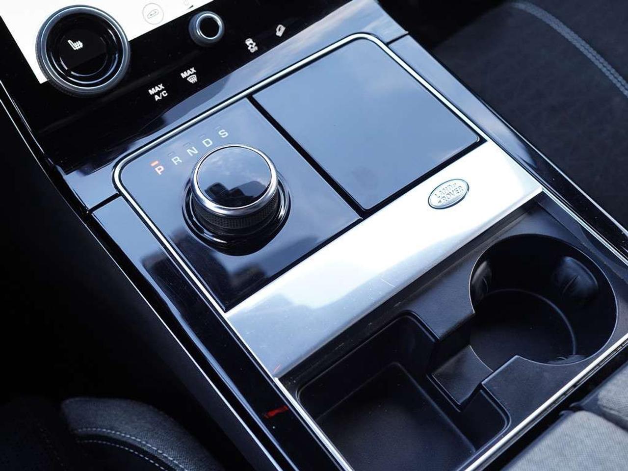 2019 Land Rover Range Rover Velar P380 R-Dynamic HSE Heads up Display Massage seats. Photo