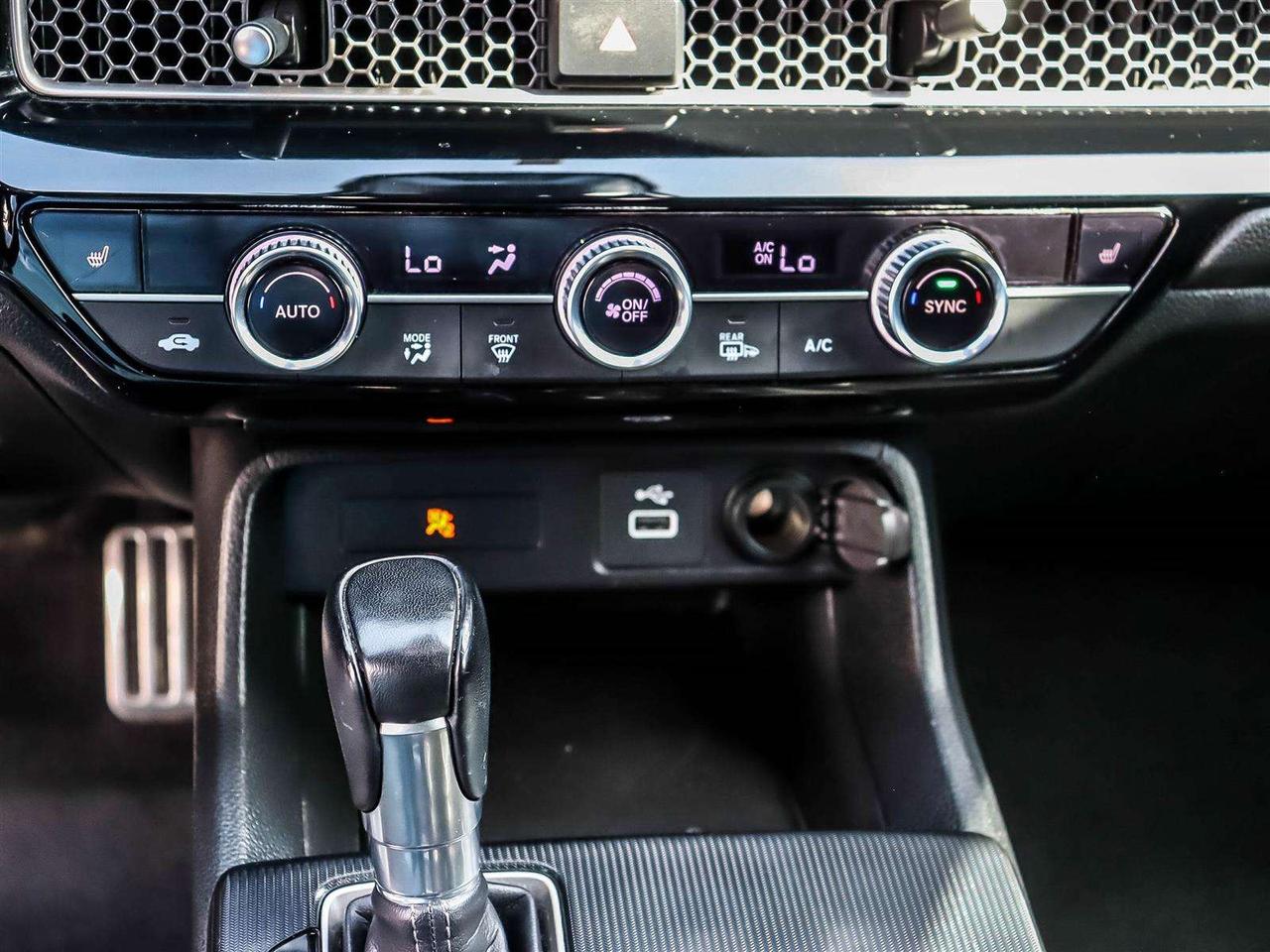 2023 Honda Civic SPORT   CARPLAY   STARTER   RADAR CRUISE   MOONROO Photo