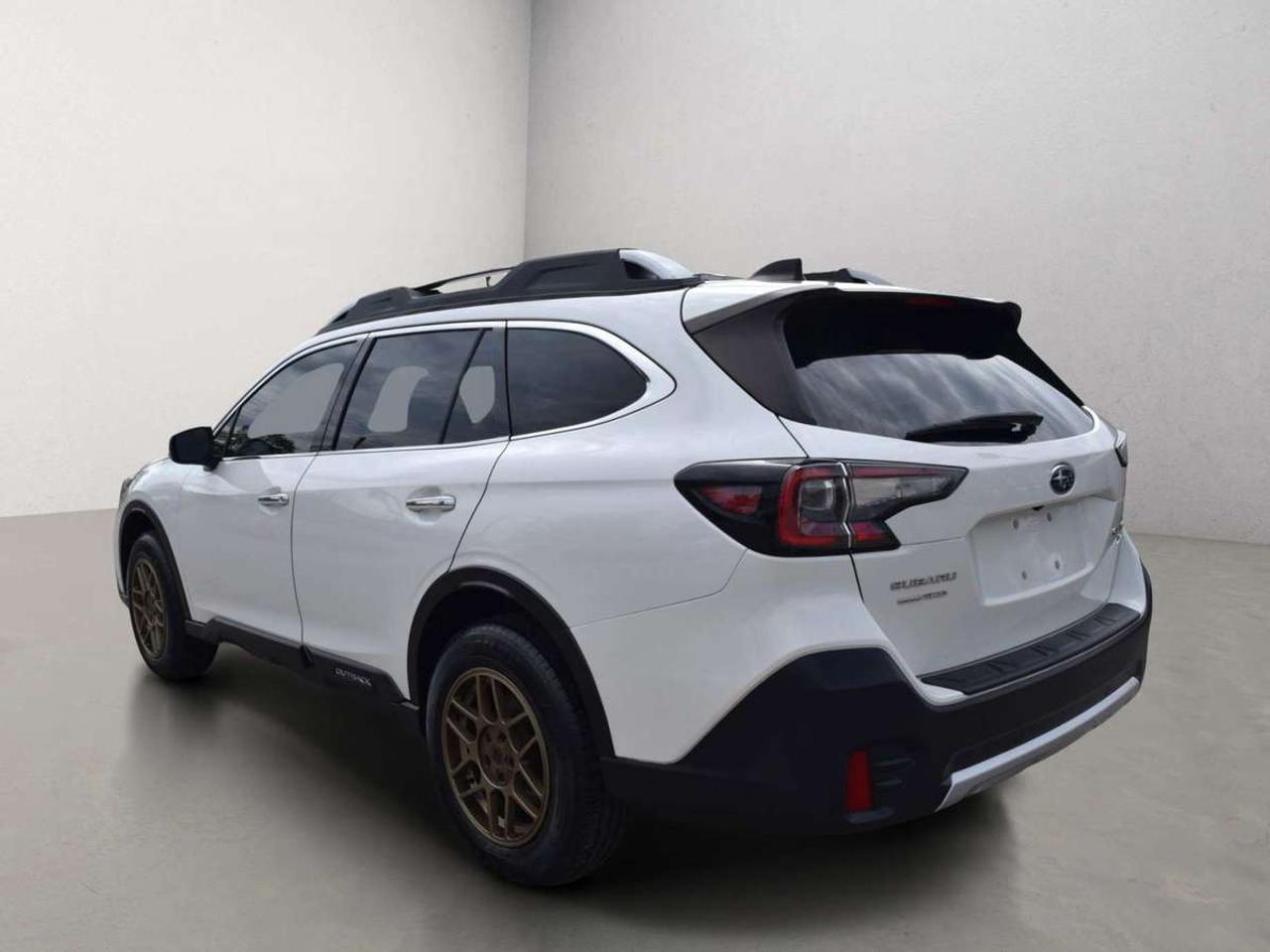 2020 Subaru Outback 2.4i Premier XT Eye Sight Photo
