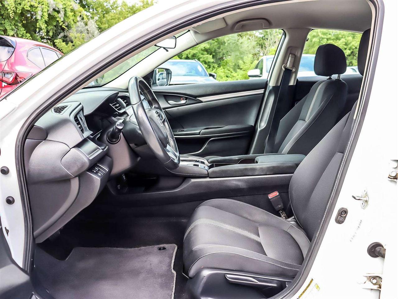 2018 Honda Civic SE   CARPLAY   STARTER   ALLOYS   RADAR CRUISE Photo