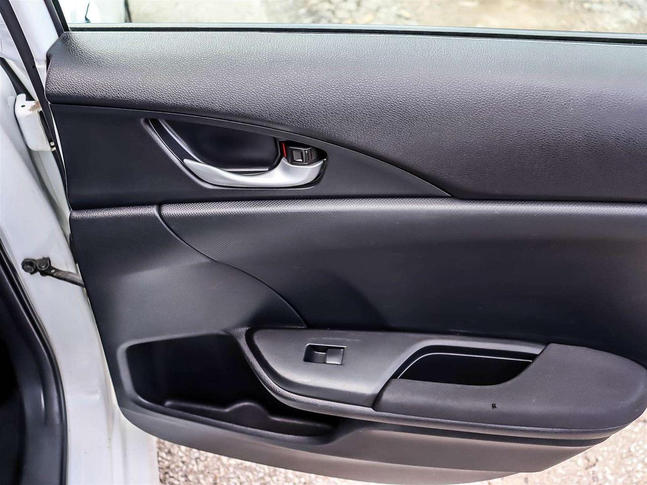 2018 Honda Civic SE   CARPLAY   STARTER   ALLOYS   RADAR CRUISE Photo