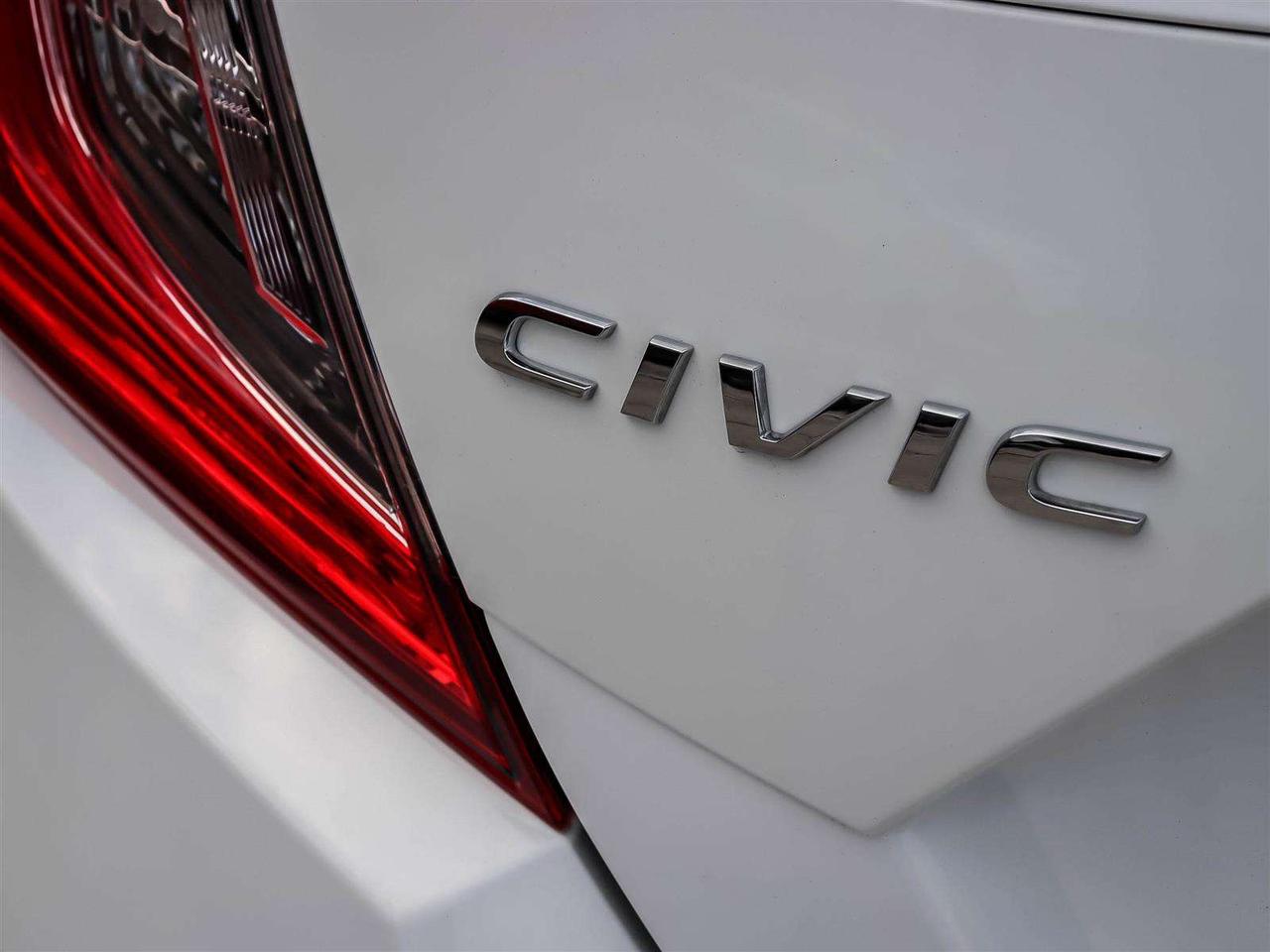 2018 Honda Civic SE   CARPLAY   STARTER   ALLOYS   RADAR CRUISE Photo