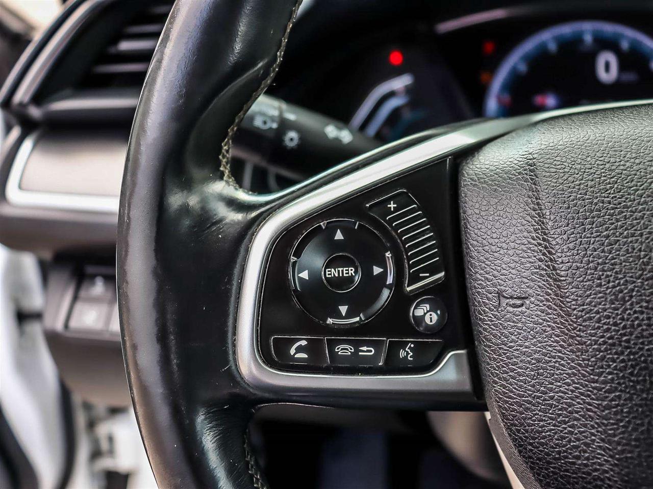 2018 Honda Civic SE   CARPLAY   STARTER   ALLOYS   RADAR CRUISE Photo
