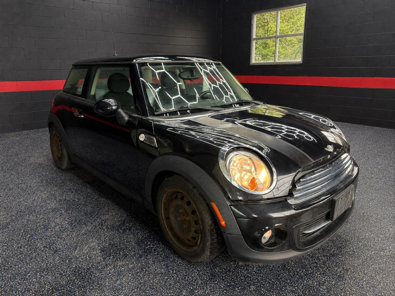 2012 MINI Hardtop Classic Photo1