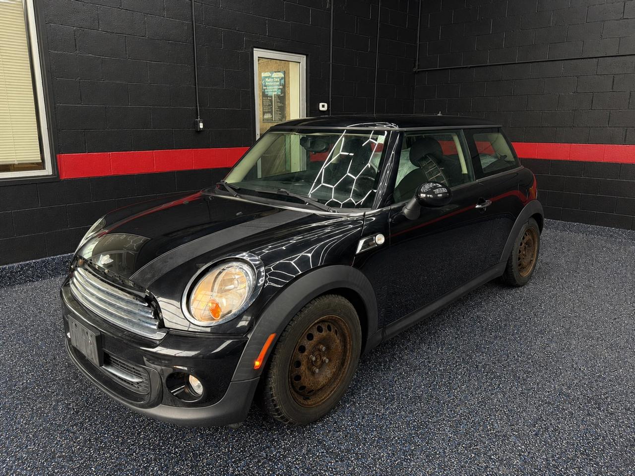 2012 MINI Hardtop Classic Photo