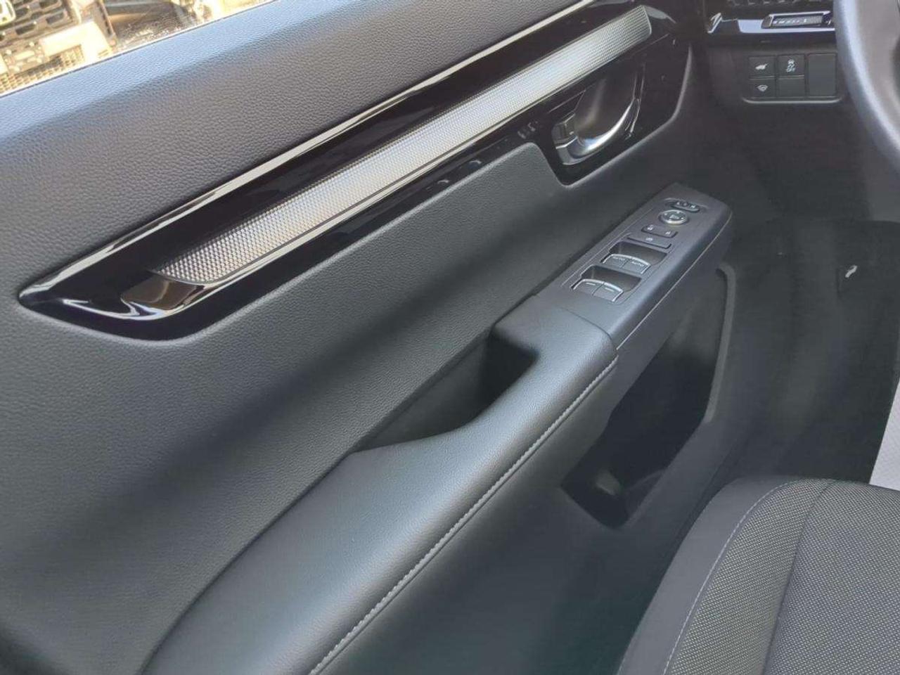 2025 Honda CR-V Sport AWD Photo
