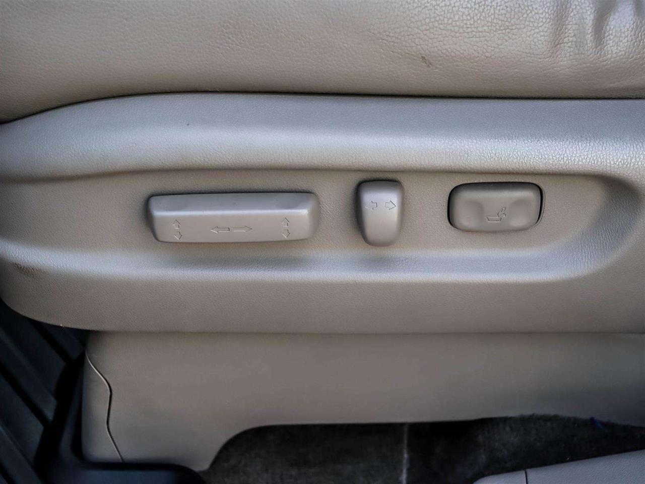 2017 Honda Odyssey EX-L   LEATHER   PWR DOORS   PWR TAILGATE   NAVI Photo