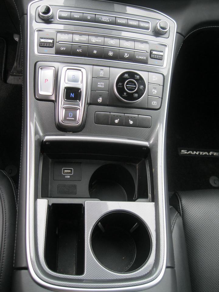2023 Hyundai Santa Fe Preferred 4dr All-Wheel Drive Photo