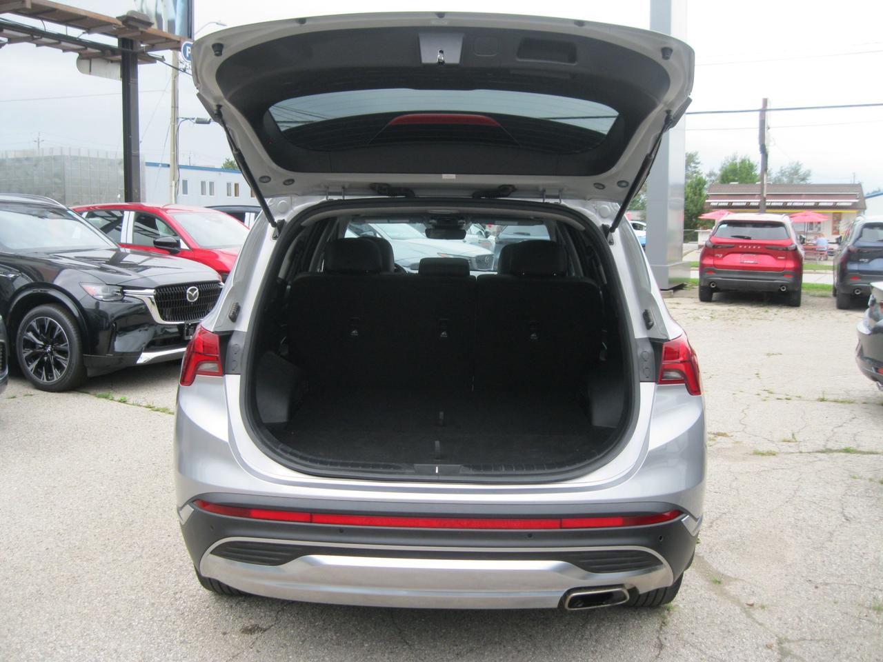 2023 Hyundai Santa Fe Preferred 4dr All-Wheel Drive Photo