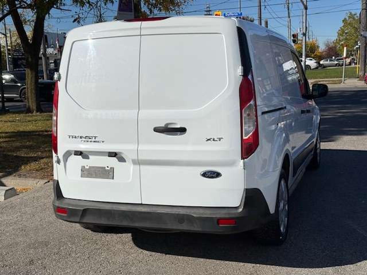 2017 Ford Transit Connect XLT Certified Back Up Cam Divider Photo