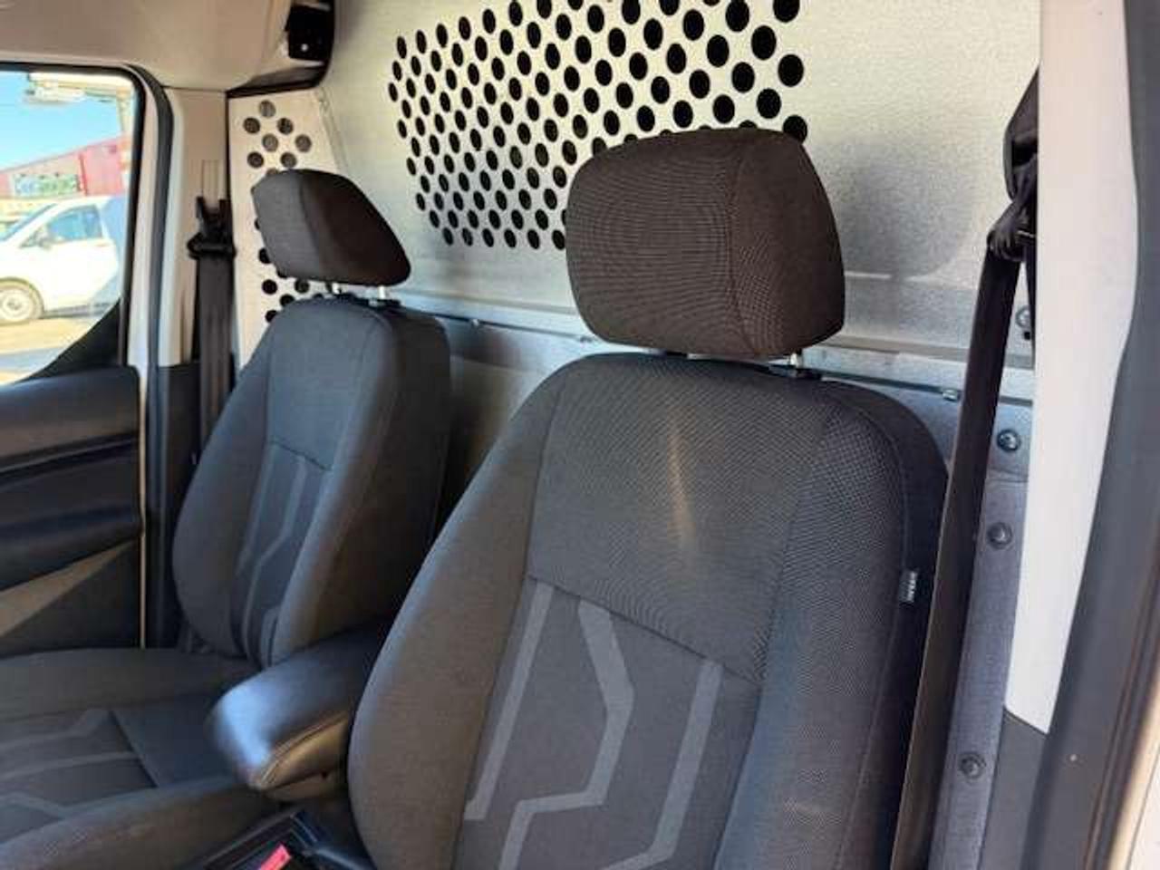 2017 Ford Transit Connect XLT Certified Back Up Cam Divider Photo