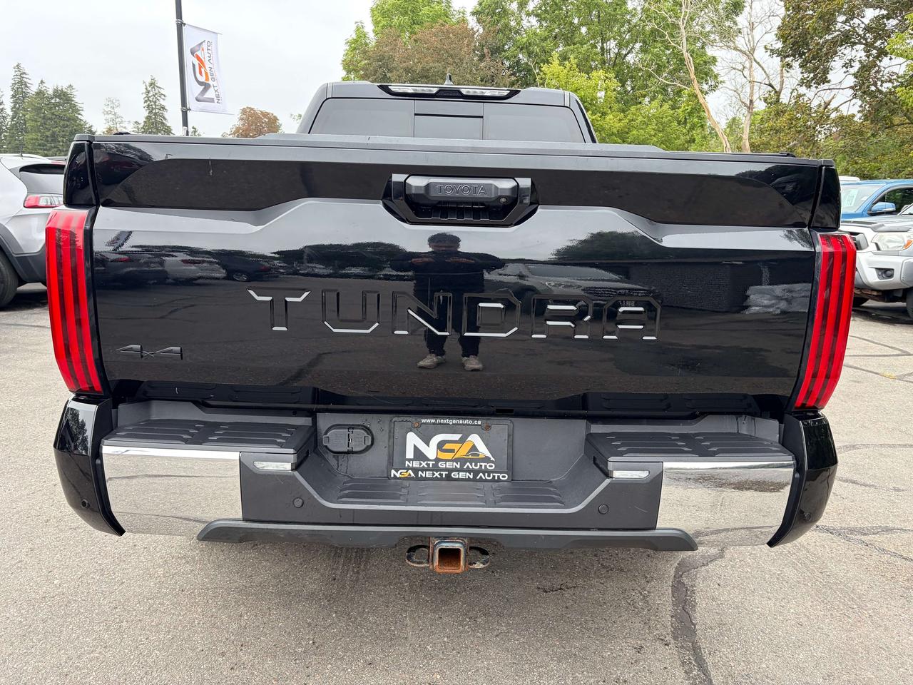 2022 Toyota Tundra SR SR5 TRD Off-Road 4x4 One Owner Clean CARFAX Photo
