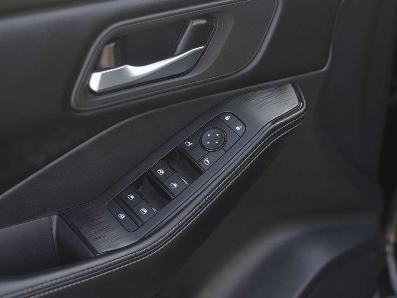 2026 Nissan Rogue SV AWD   Sunroof   Apple Carplay   Alloys Photo