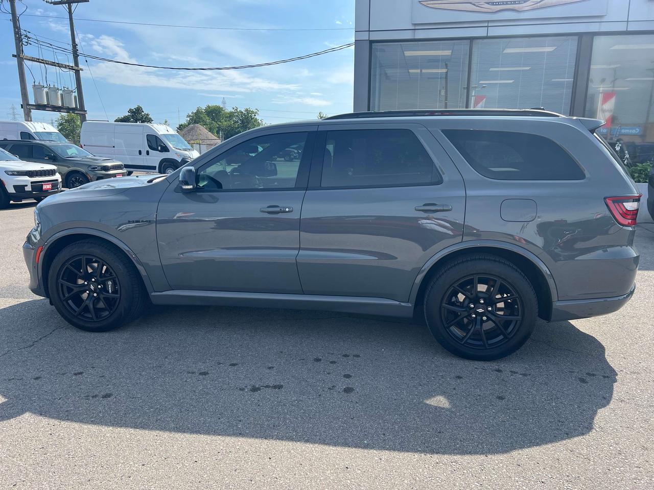 2026 Dodge Durango GT HEMI+ *TOW-N-GO *BLACKTOP *SUN *LTHR *NAVI Photo