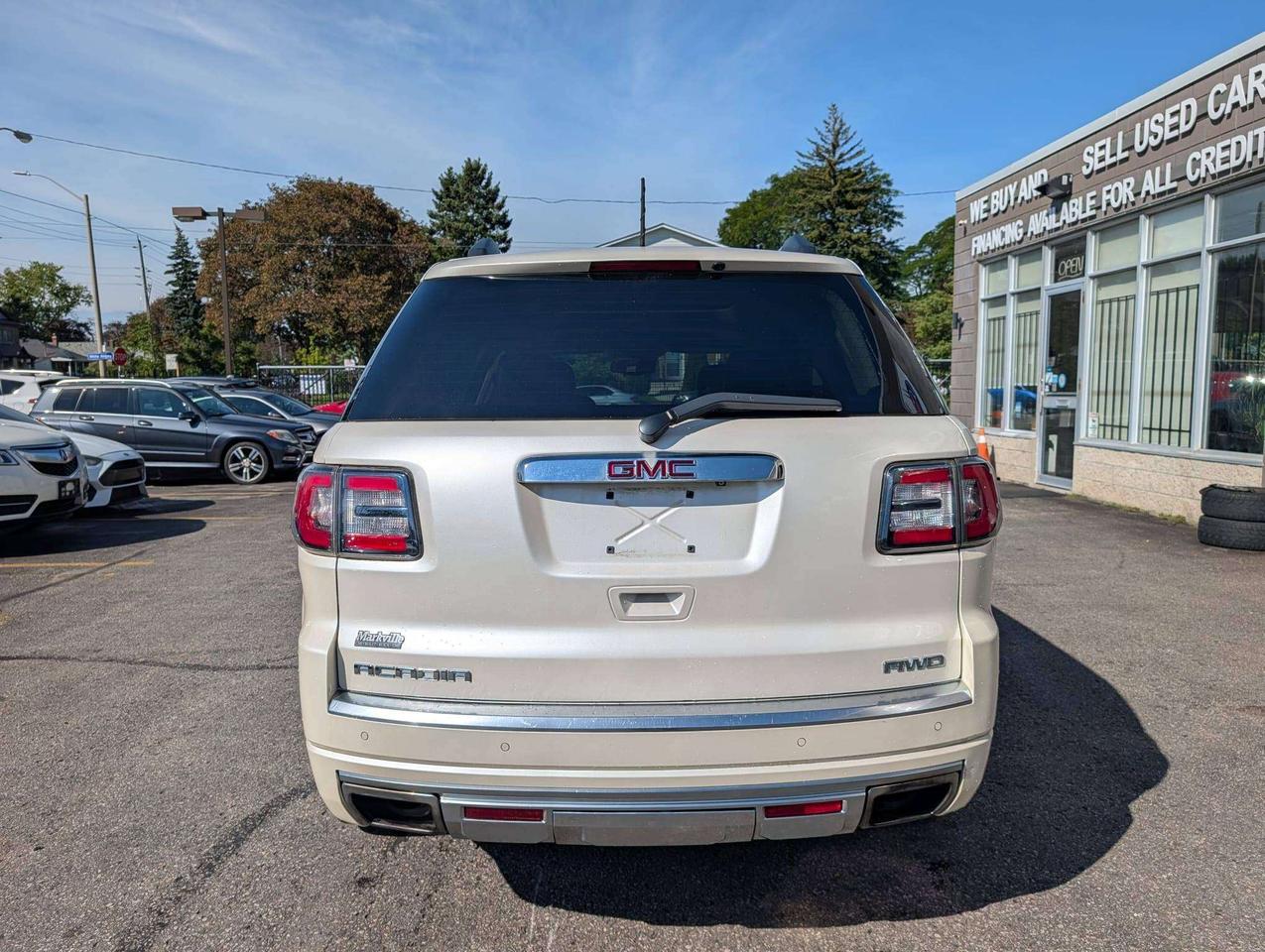 2014 GMC Acadia Denali Photo